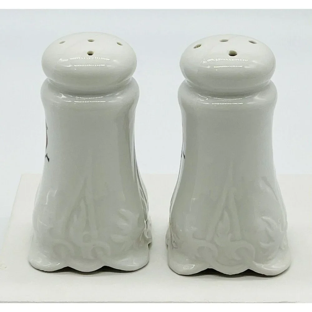 Vintage Cardinal‎ Salt Pepper Shakers Ceramic Fort Boonesborough